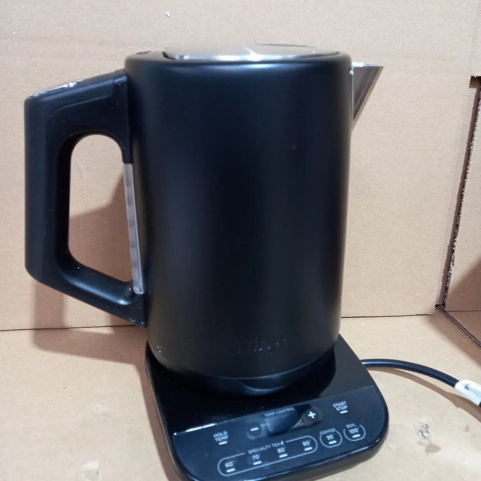 NINJA PERFECT TEMPERATURE KETTLE KT200UK