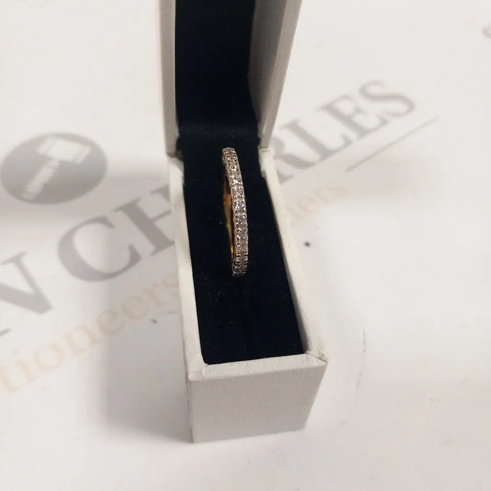 OLD ENGLISH JEWELLERS JEWELLED RING HALLMARKED 925