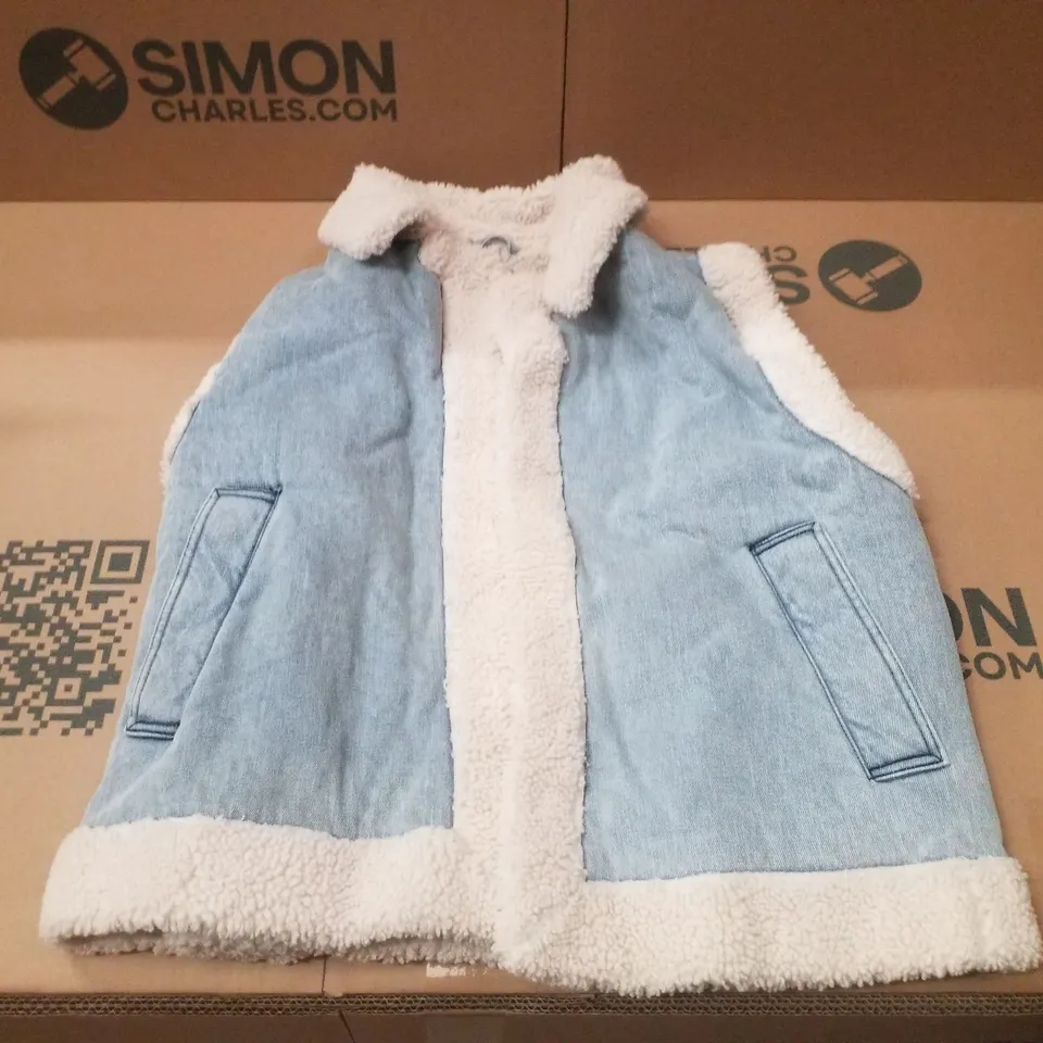 BOX CONTAINING APPROXIMATELY 6 BRAND NEW SIMPLY BE BLUE REGULAR SLEEVELESS DENIM GILETS - SIZE 18