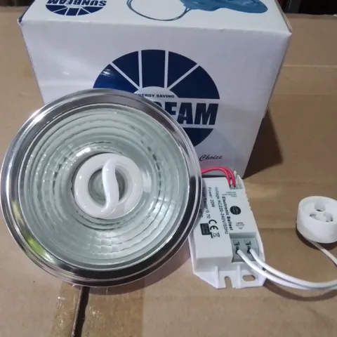 LOT OF APPROXIMATELY 50 SUNBEAM 20W 3000K WARMWHITE COMPACT REFLECTOR AR111 LAMP