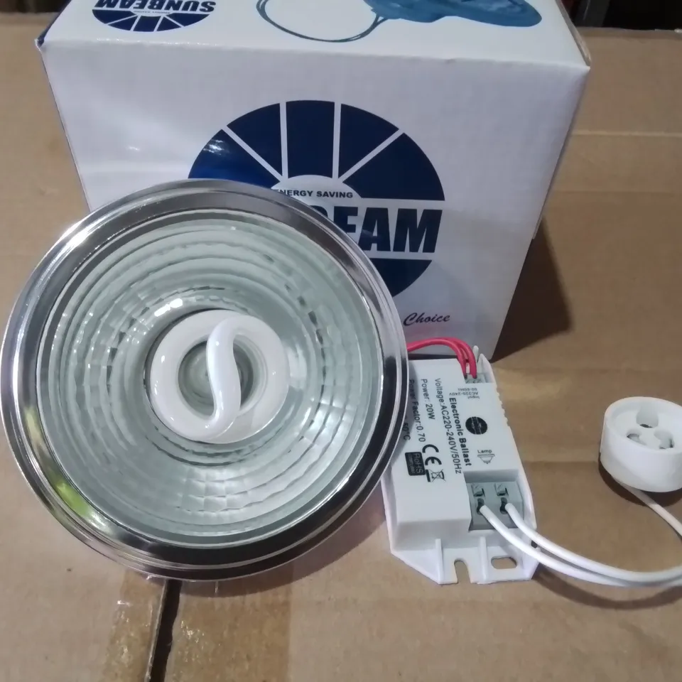 LOT OF APPROXIMATELY 50 SUNBEAM 20W 3000K WARMWHITE COMPACT REFLECTOR AR111 LAMP