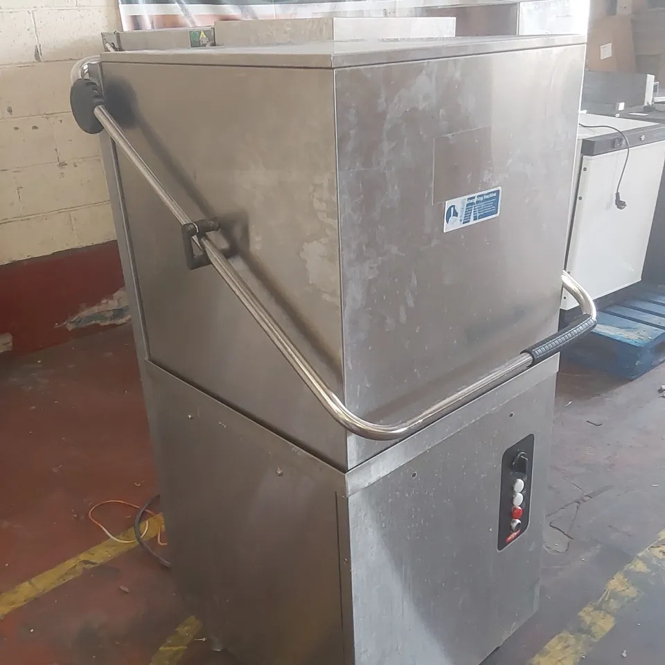 CONTENDER DMH001 COMMERCIAL PASS THROUGH DISHWASHER