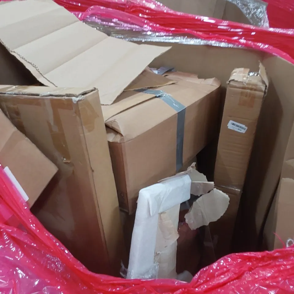 LARGE PALLET OF ASSORTED HOUSEHOLD PRODUCTS TO INCLUDE; PICTURE FRAMES, ACRYLIC COVER, CLOTHES RAIL AND ALPHABET SUPER SOFT PLAY MAT