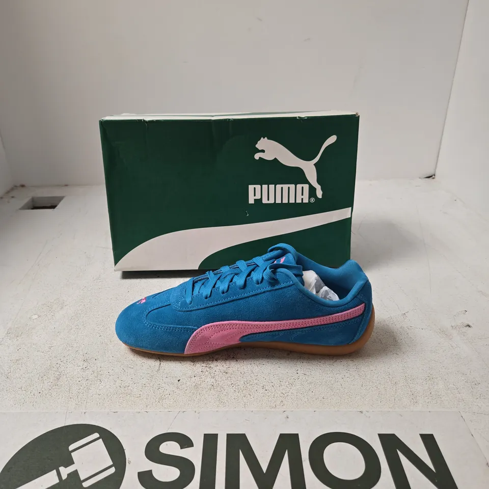 PUMA SPEEDCAT OG TRAINERS – UK 5 (EU 38) TROPICAL BLUE WITH PINK ACCENTS