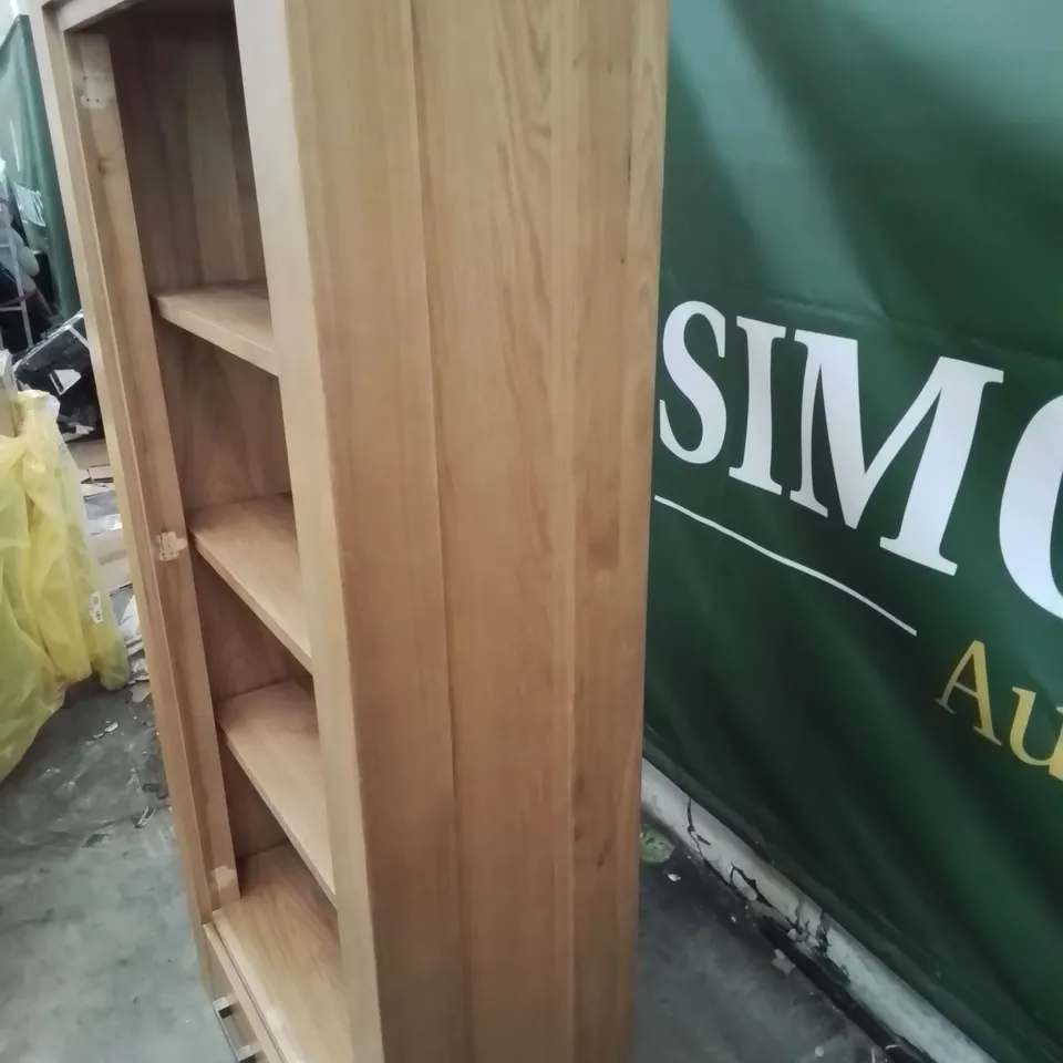 DESIGNER NEVADA DISPLAT CABINET