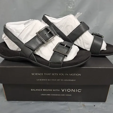 BOXED PAIR OF VIONIC SANDALS IN BLACK SIZE 5.5