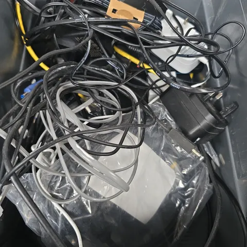BOX OF ASSORTED CABLES AND PLUGS 