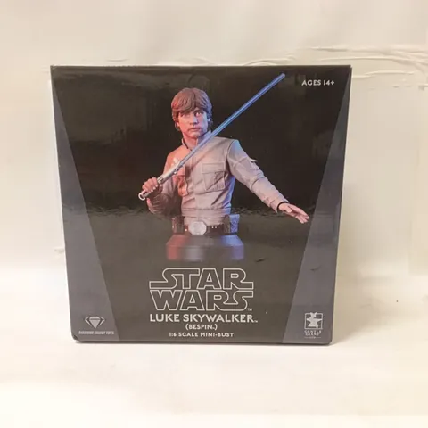 STAR WARS LUKE SKYWALKER (BESPIN) 1:6 SCALE MINI-BUST – BOXED