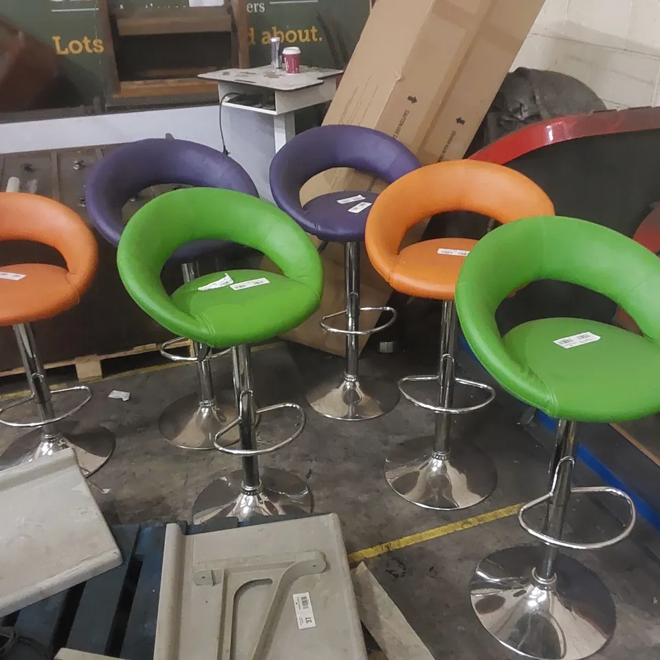 6x RESTAURANT BAR CHAIRS 