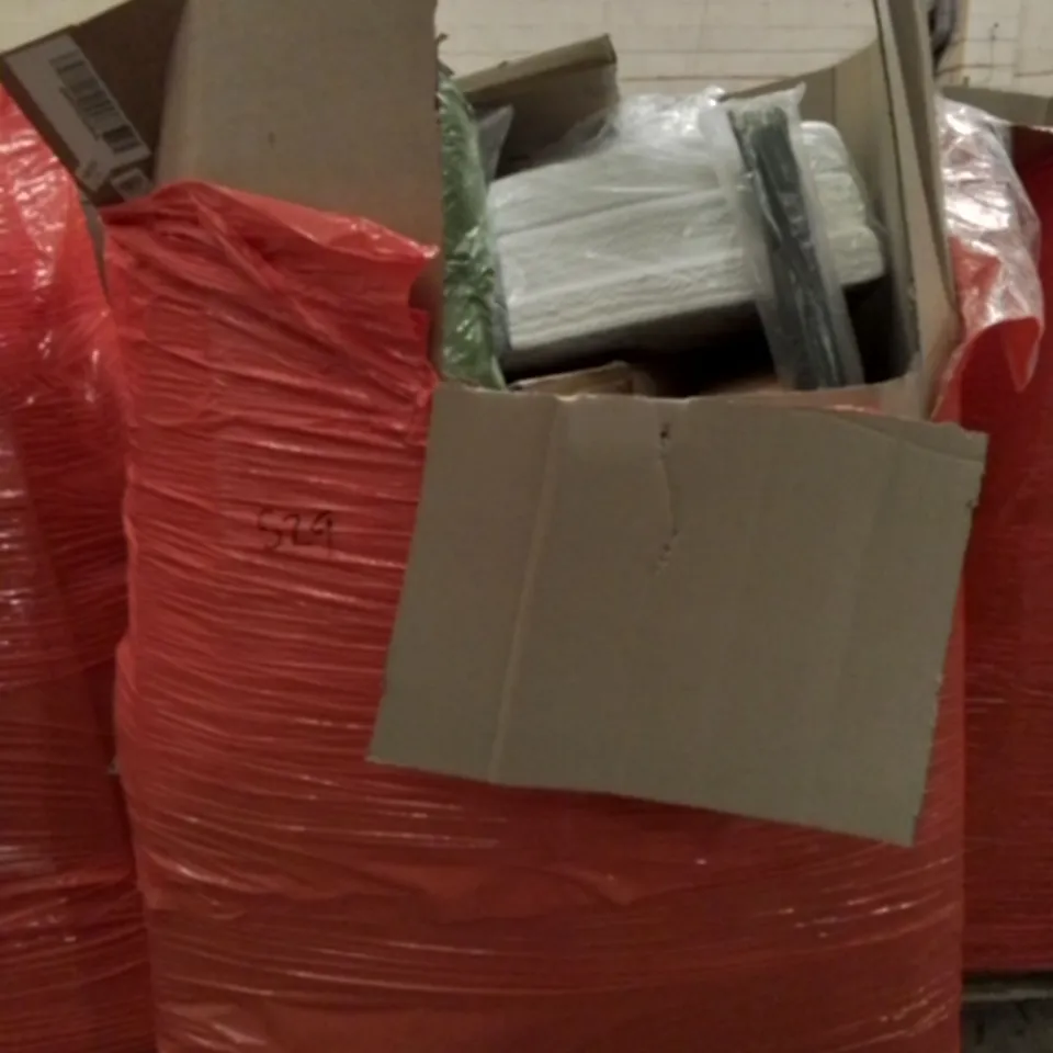 UNPROCESSED PALLET OF ASSORTED ITEMS TO INCLUDE HALLOWEEN DECORATIONS, TOILET SEATS, BOXED WALL MIRROR AND MATTRESS 