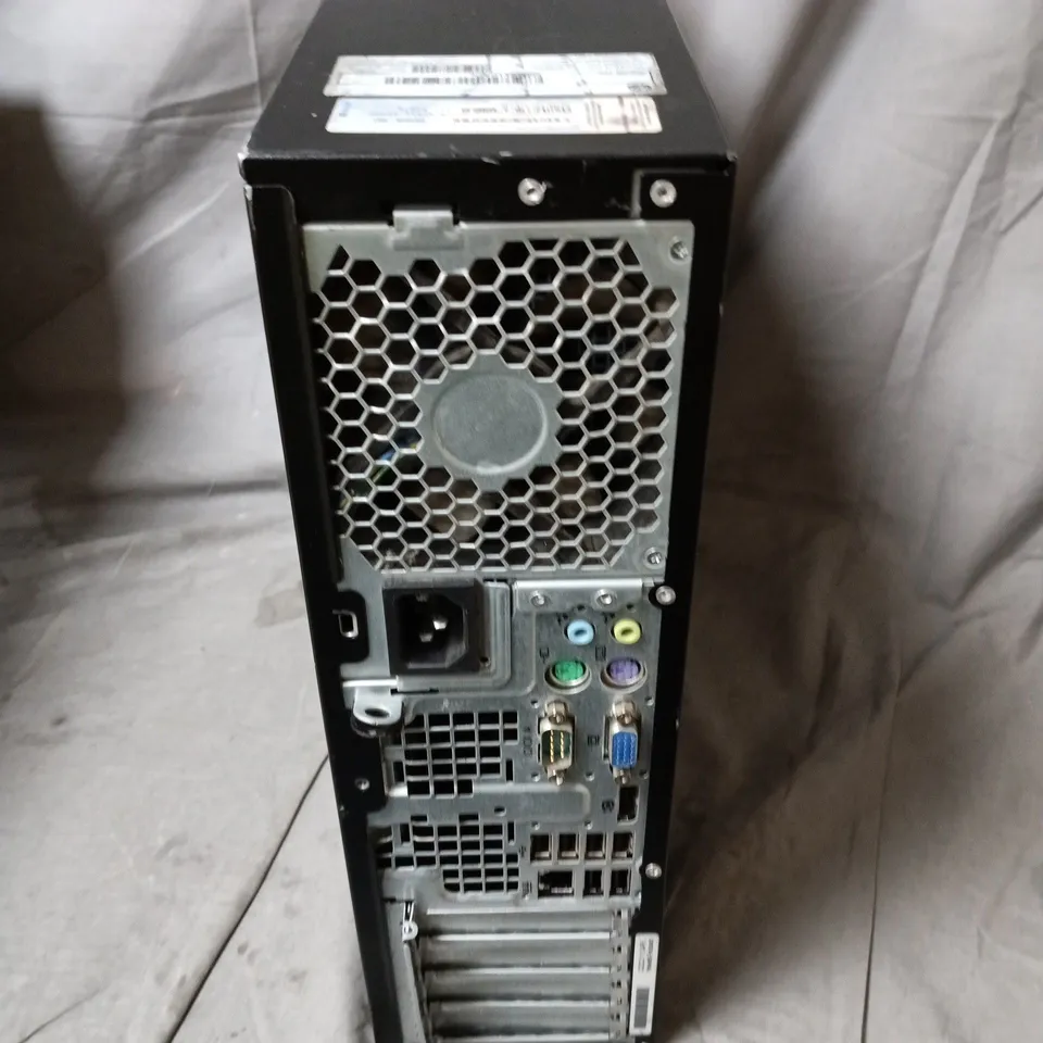 HP DESKTOP TOWER PC WITH DVD DRIVE - DAMAGE TO SIDE PANEL 