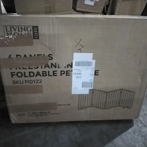 BOXED LIVING AND HOME 4 PANELS FREESTANDING FOLDABLE PET GATE