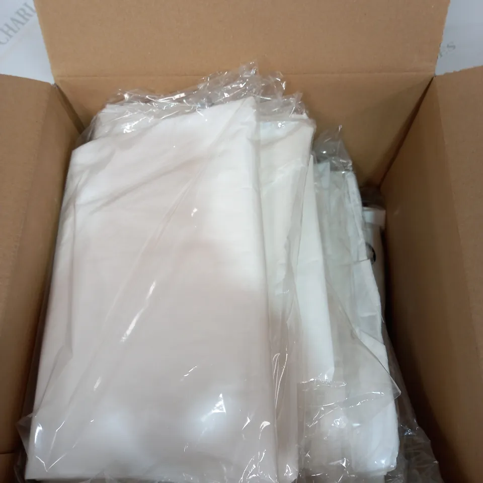 LOT OF APPROXIMATELY 20 DISPOSABLE PROTECTIVE WHITE GOWNS