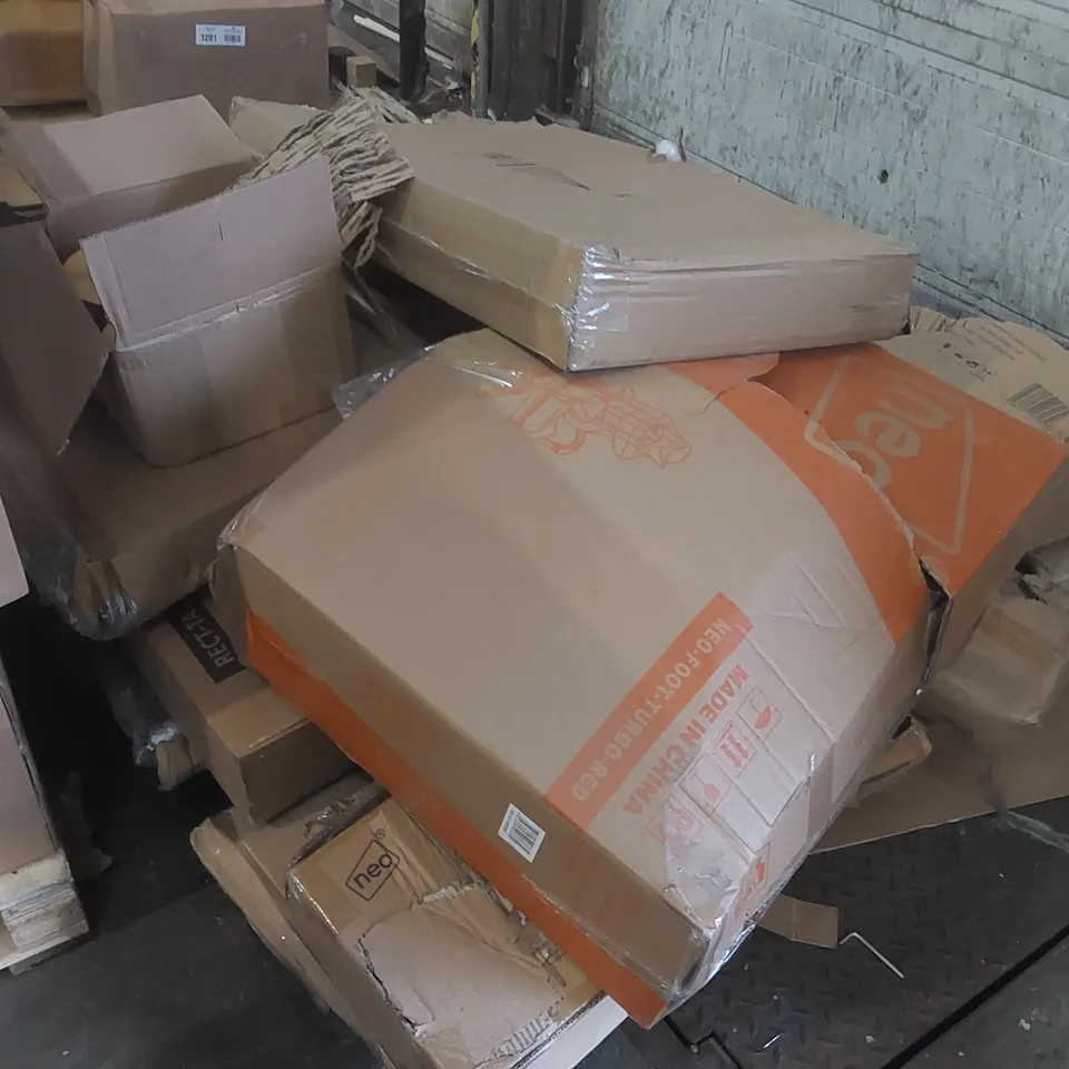 PALLET CONTAINING ASSORTED FURNITURE PARTS/CONSUMER PRODUCTS ECT