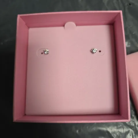 SWAROVSKI ROUND CZ STUD EARRINGS – PINK PRESENTATION BOX