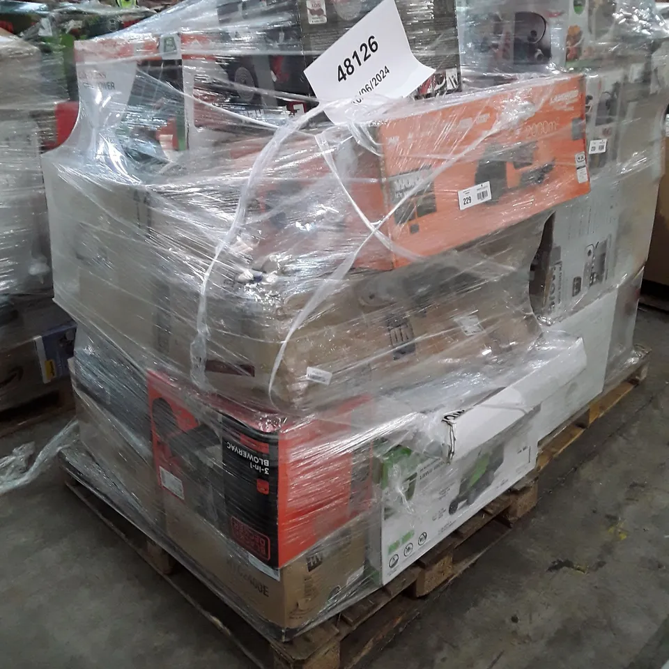 PALLET OF APPROXIMATELY 14 UNPROCESSED RAW RETURN HOUSEHOLD AND ELECTRICAL GOODS TO INCLUDE;