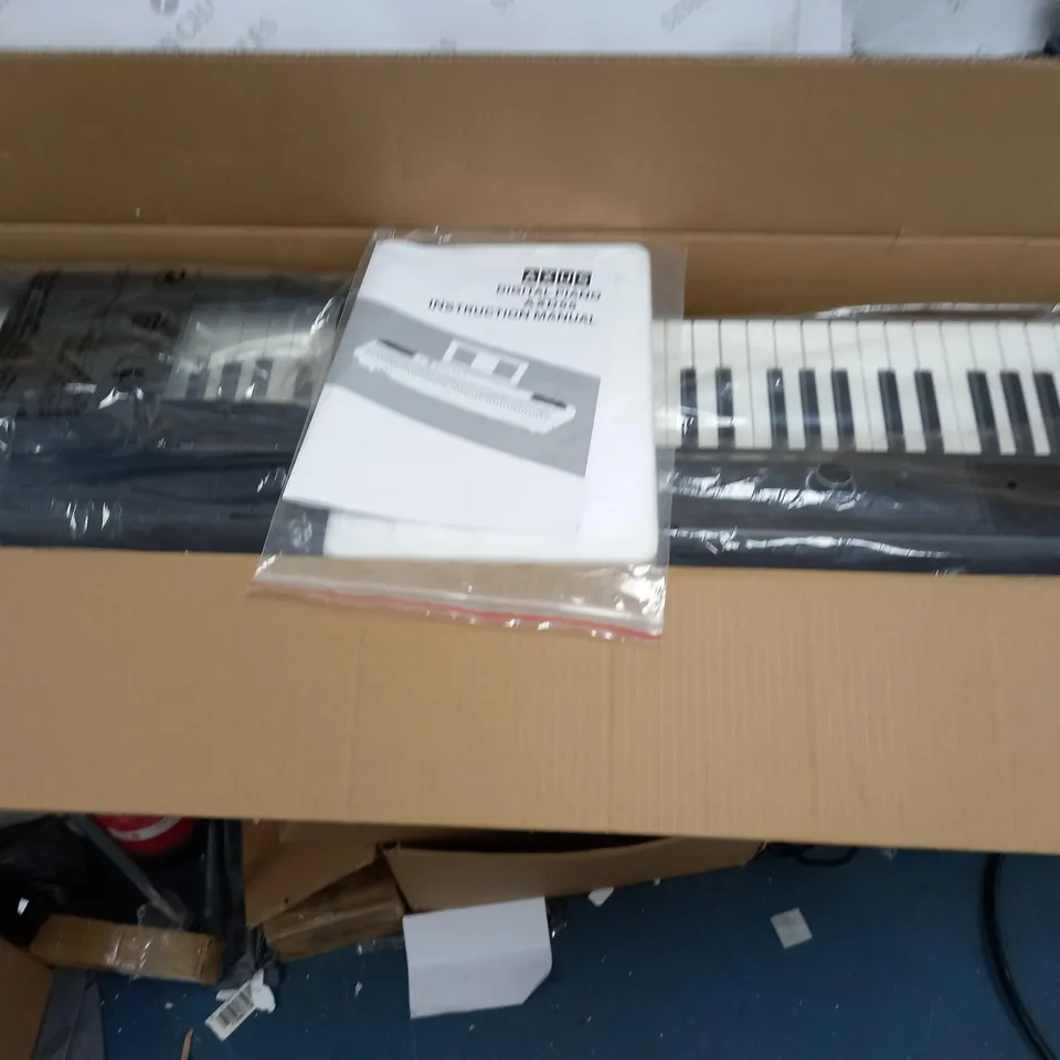 LOT OF KEYBOARD ACCESSORIES TO INCLUDE STAND, STOOL AND HEADPHONES RRP £400