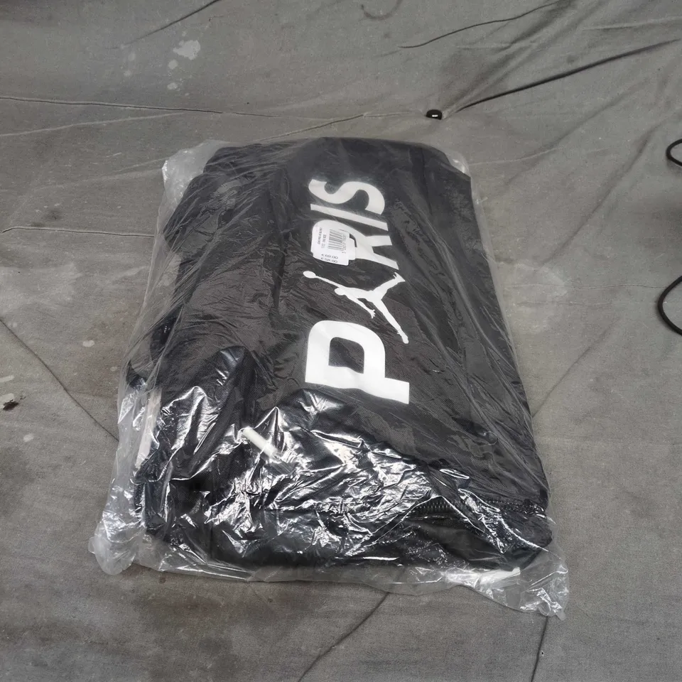  BAGGED AIR JORDAN PARIS CARRY BAG