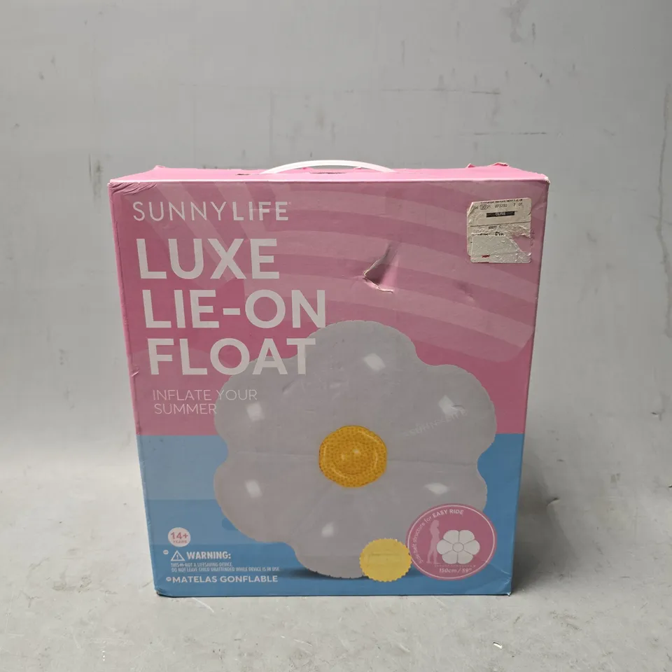 BOXED SUNNYLIFE LUXE LIE OF FLOAT 