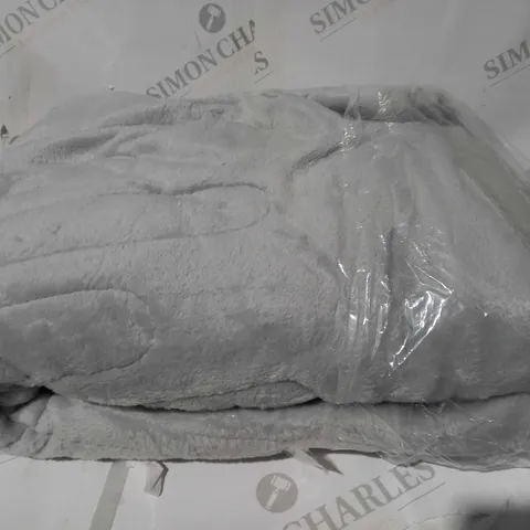 COZEE HOME VELVETSOFT HEATED THROW IN LIGHT GREY