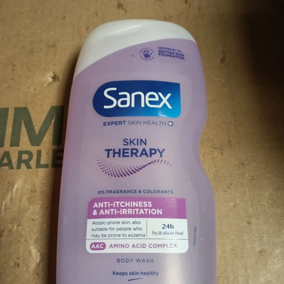 APPROXIMATELY 20 ASSORTED COSMETIC ITEMS INCLUDING TESCO SHOWER GEL , REDKEN SHAMPOO AND SANEX BODY WASH 