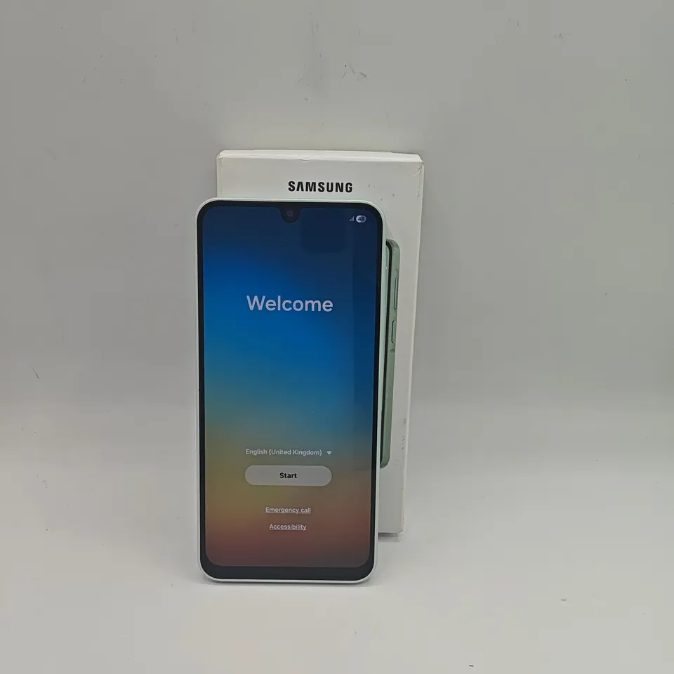 BOXED SAMSUNG GALAXY A16 4/128GB IN LIGHT GREEN - SM-A165F