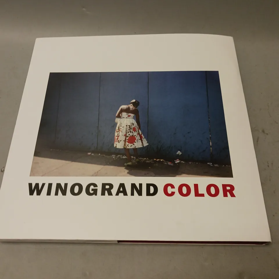 WINOGRAND COLOR PHOTOGRAPHY BOOK