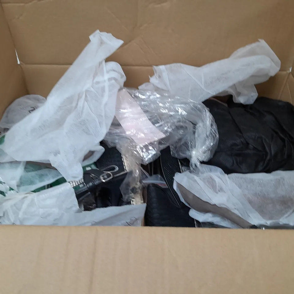 BOX OF APPROXIMATELY 10 ASSORTED WOMENS SHOES IN VARIOUS COLOURS, STYLES AND SIZES