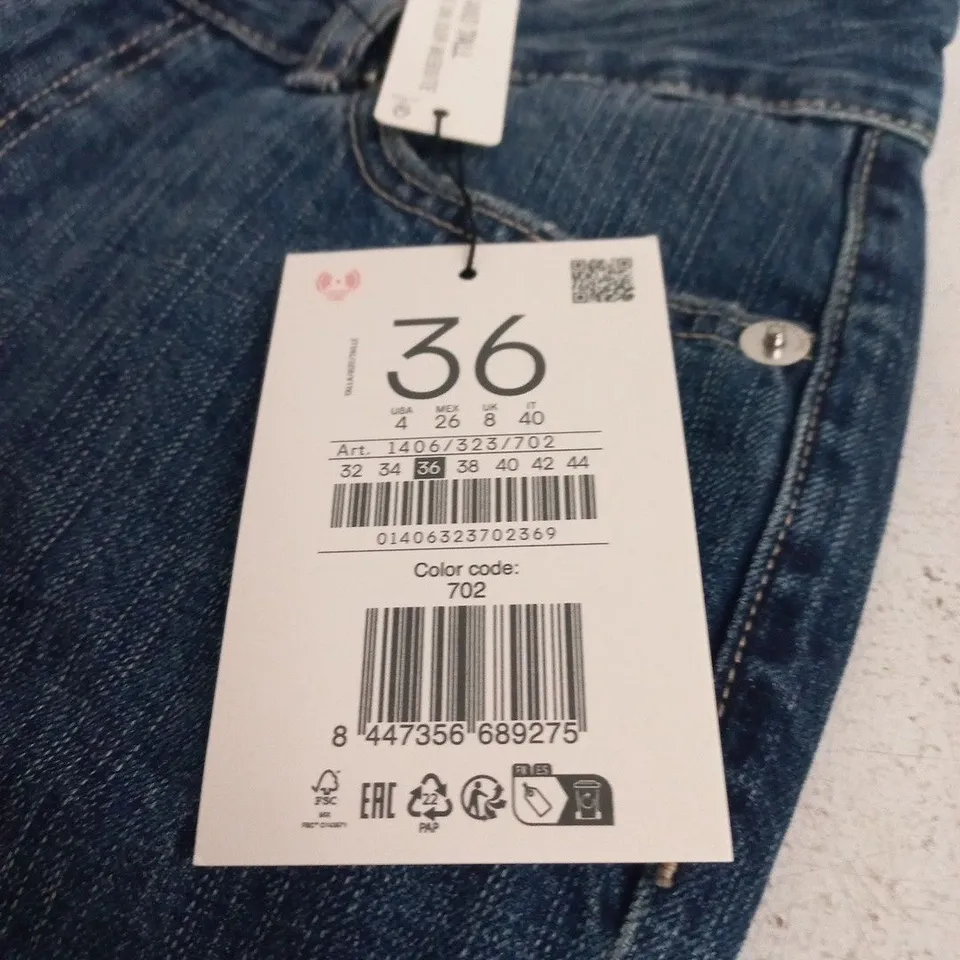 STRADIVARIUS LOW WAIST STRAIGHT JEANS – WOMEN'S DENIM, UK 8 (EU 36)