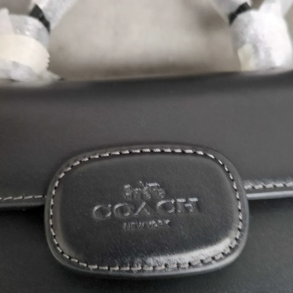 COACH BLACK LEATHER HANDBAG WITH TOP HANDLE & CROSSBODY STRAP 