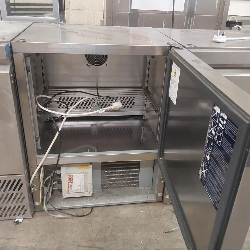 WILLIAMS H5UCR290R1 COMMERCIAL FRIDGE