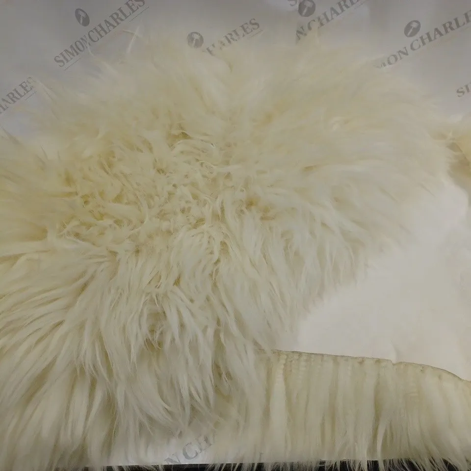 NATURAL SHEEPSKIN RUG - XL