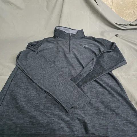 UNDER ARMOUR MEN'S QUARTER-ZIP PERFORMANCE TOP – DARK GREY, UK SMALL