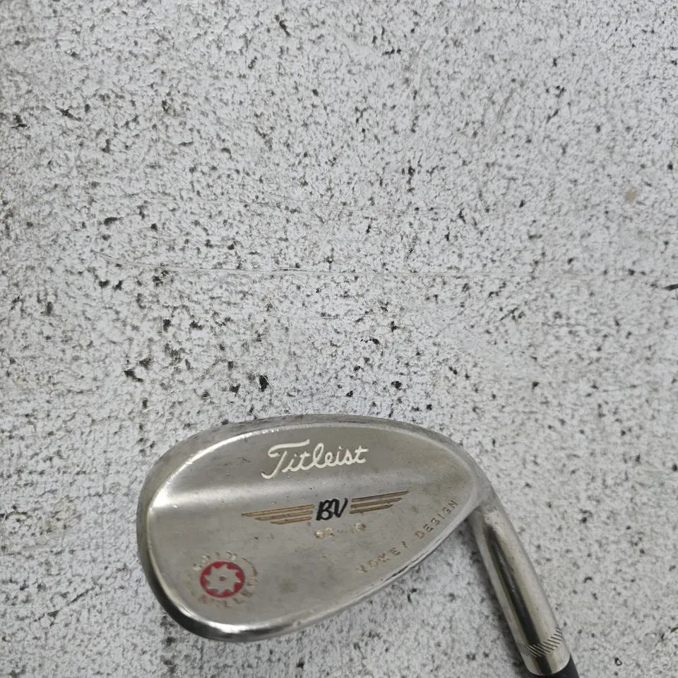TITLEIST VOKEY DESIGN WEDGE WITH GOLF PRIDE GRIP (BV) – USED