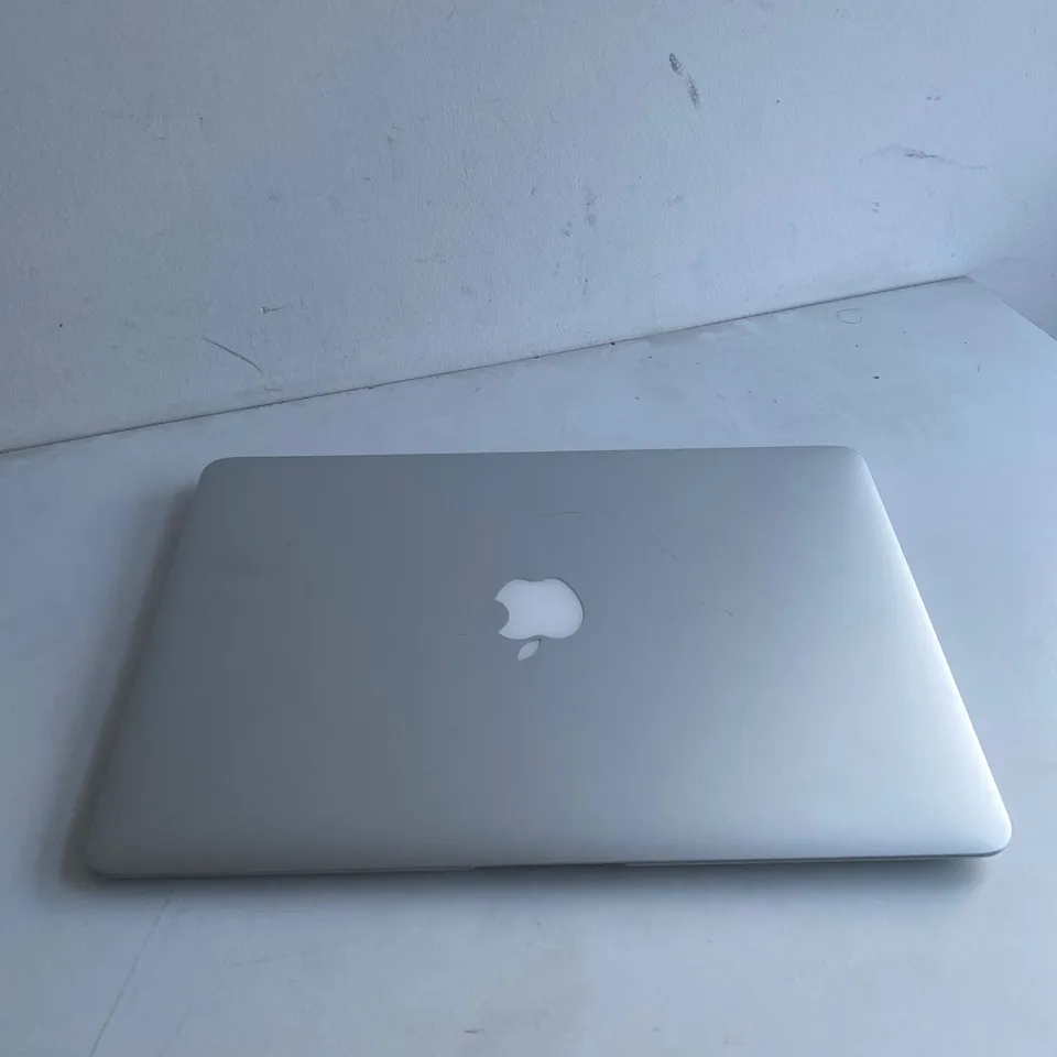 APPLE MACBOOK AIR A1466