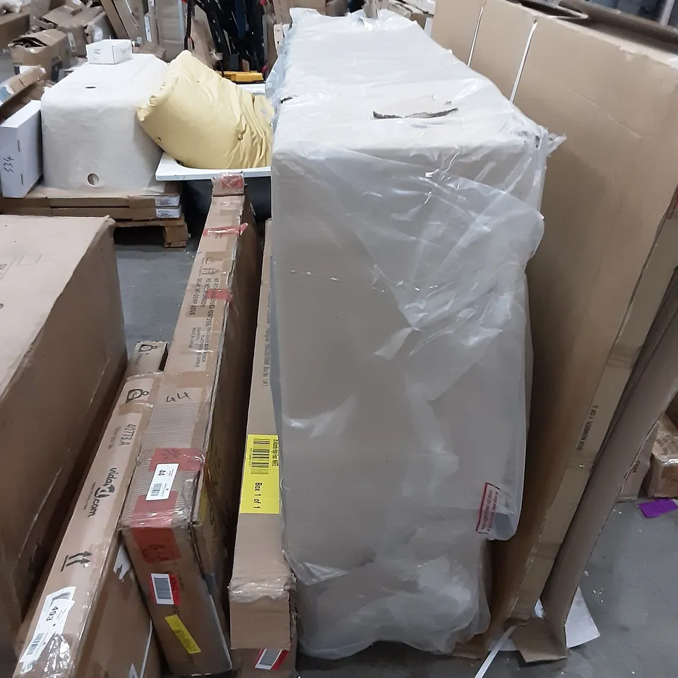 BAGGED BED FRAME 5FT , BLACK VELVET , INCOMPLETE ONLY ONE PART OUT OF TWO