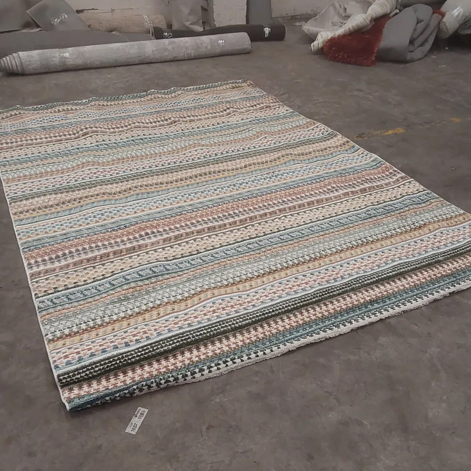 QUALITY DESIGNER AREA RUG - APPROXIMATELY 325 x 235cm
