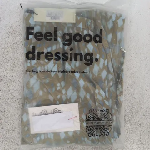 BAGGED NEVER FULLY DRESSED GREEN DIAMOND PRINT BALLOON TROUSERS SIZE UK 14