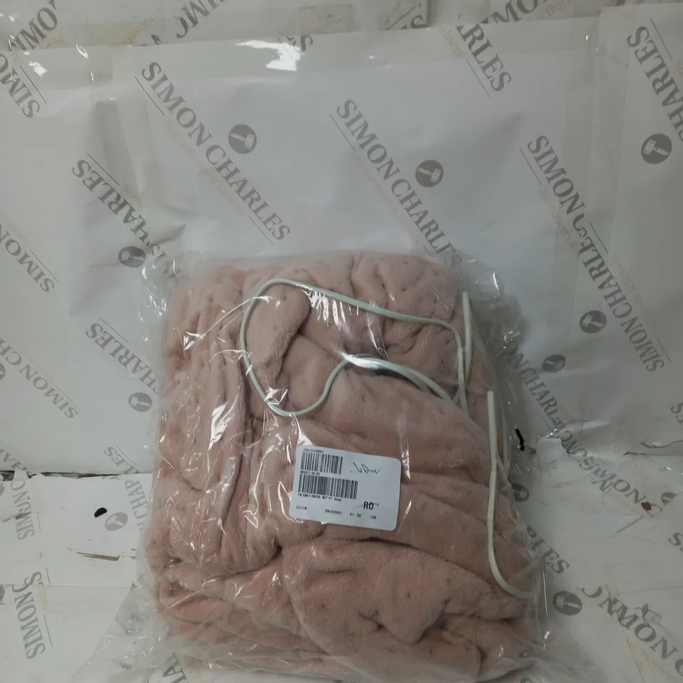 SILENT NIGHT HEATED BLANKET IN PINK