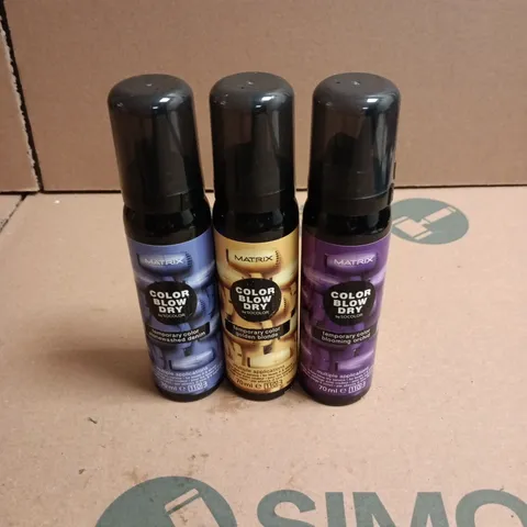 APPROXIMATELY 22 X ASSORTED MATRIX COLOR BLOW DRY HAIR CARE PRODUCTS TO INCLUDE STONEWASHED DENIM, GOLDEN BLONDE ETC