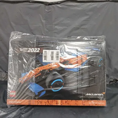 BOXED LEGO TECHNIC MCLAREN FORMULA 1 RACE CAR 2022 (42141)