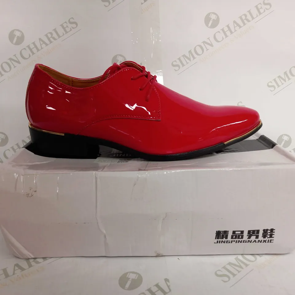 JINGPINGANXIE 1875 STYLE IN LATEX RED - EU 44