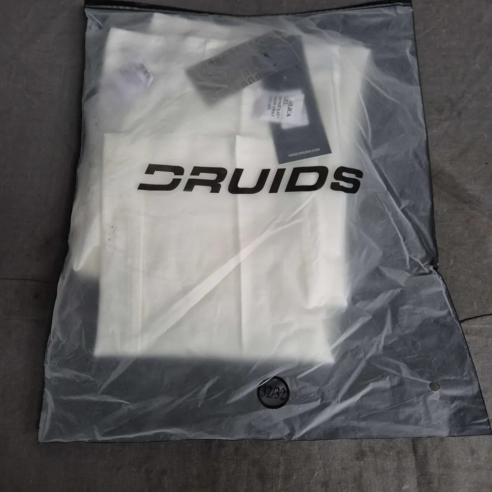 BAGGED DRUIDS CLIMA TROUSERS – WHITE, UK 32/32