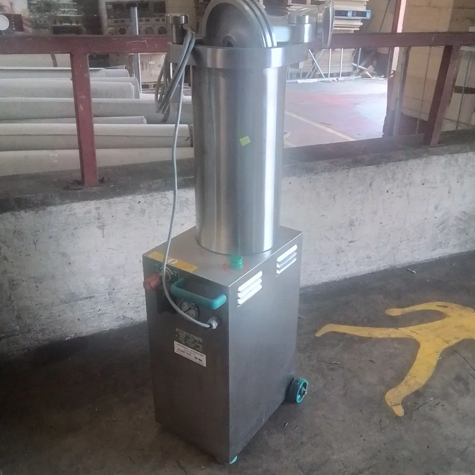 TALSA H20PM HYDRAULIC SAUSAGE STUFFER WITH BURGER PRESS PLATES AND ATTACHMENTS