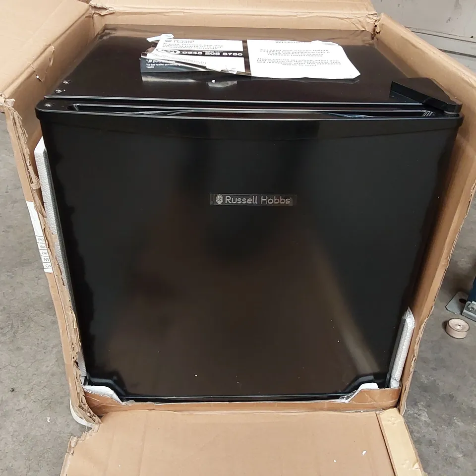 BOXED RUSSELL HOBBS 31L TABLE FREEZER - BLACK (1 BOX)