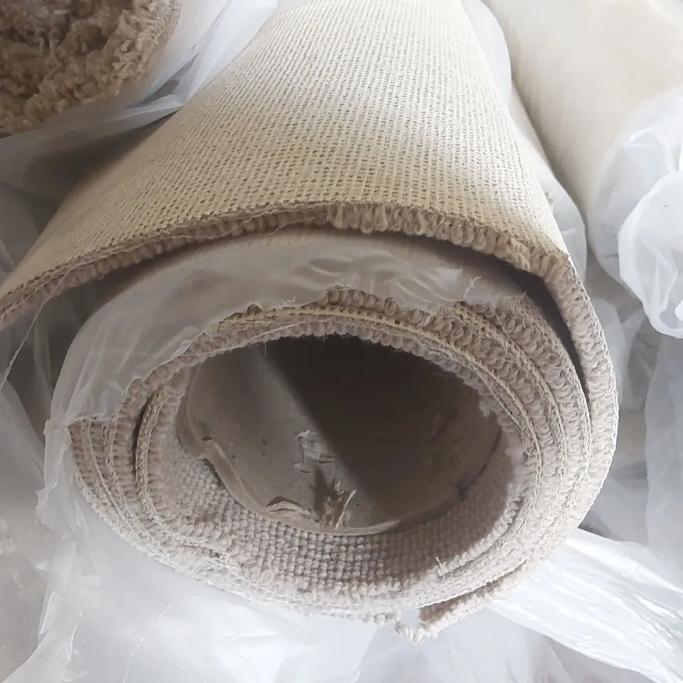 ROLL OF QUALITY TUDOR CO-ORDINATES LINEN CARPET - APPROXIMATELY 2 x 5m