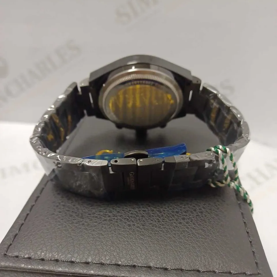 GAMAGES ENTERPRISE BLACK TRIPLE DATE DIAL TACHYMETER BRACELET STRAP WRISTWATCH	
