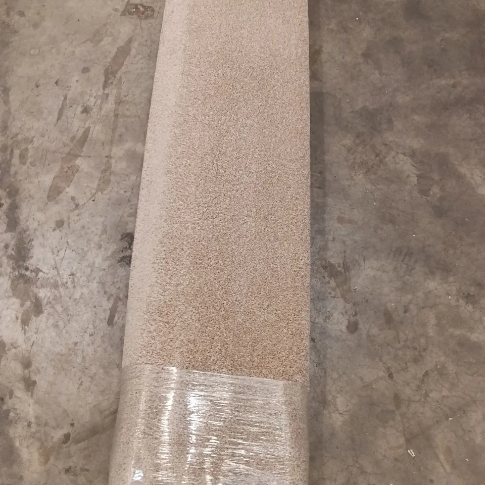 ROLL OF QUALITY TWIST HEATHERS TURNED APPROX SIZE: 2M X 4M