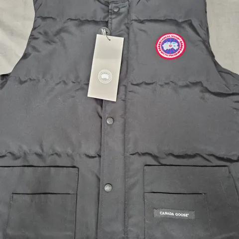 CANADA GOOSE FREESTYLE CREW VEST IN BLACK SIZE MEDIUM