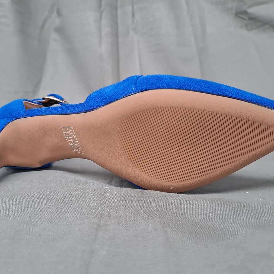 BOXED PAIR OF CASTAMERE POINTED TOE HEELED SHOES IN BLUE EU SIZE 35.5
